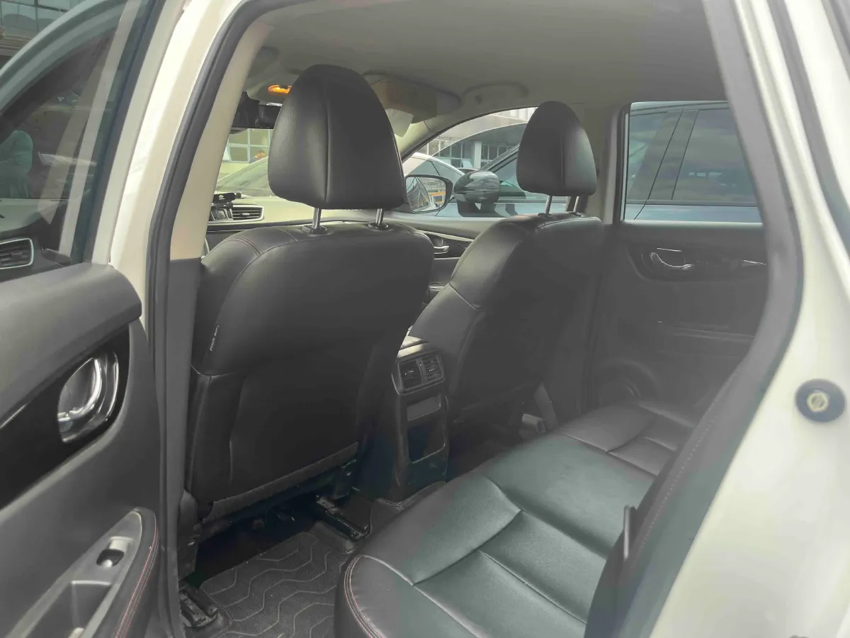 2021 Nissan Qashqai 2.0L 151HP L4 CVT,autocango,china used car exporter,china ev exporter,chinese used car exporter,chinese used ev exporter