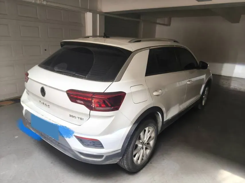 2022 Volkswagen T-Roc 1.4T 150HP L4 7DCT,autocango,china used car exporter,china ev exporter,chinese used car exporter,chinese used ev exporter
