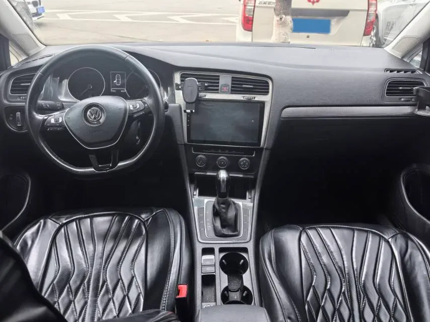 2018 Volkswagen Golf 1.6L 110HP L4 6AT,autocango,china used car exporter,china ev exporter,chinese used car exporter,chinese used ev exporter