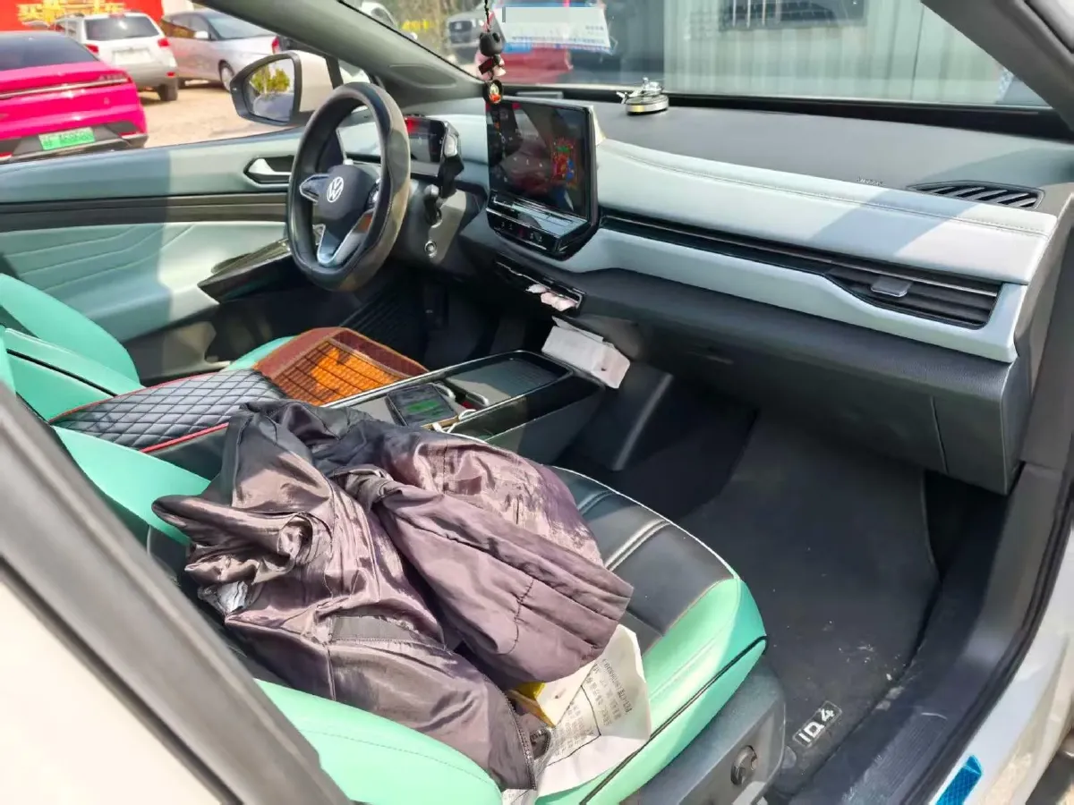 2023 Volkswagen ID.4 X BEV 52.8KWH,autocango,china used car exporter,china ev exporter,chinese used car exporter,chinese used ev exporter