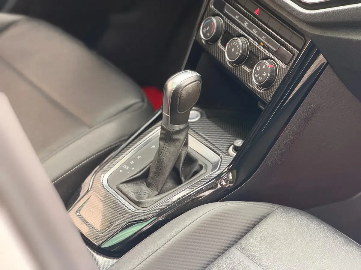 2018 Borgward BX7 2.0T 224HP L4 6AT,autocango,china used car exporter,china ev exporter,chinese used car exporter,chinese used ev exporter