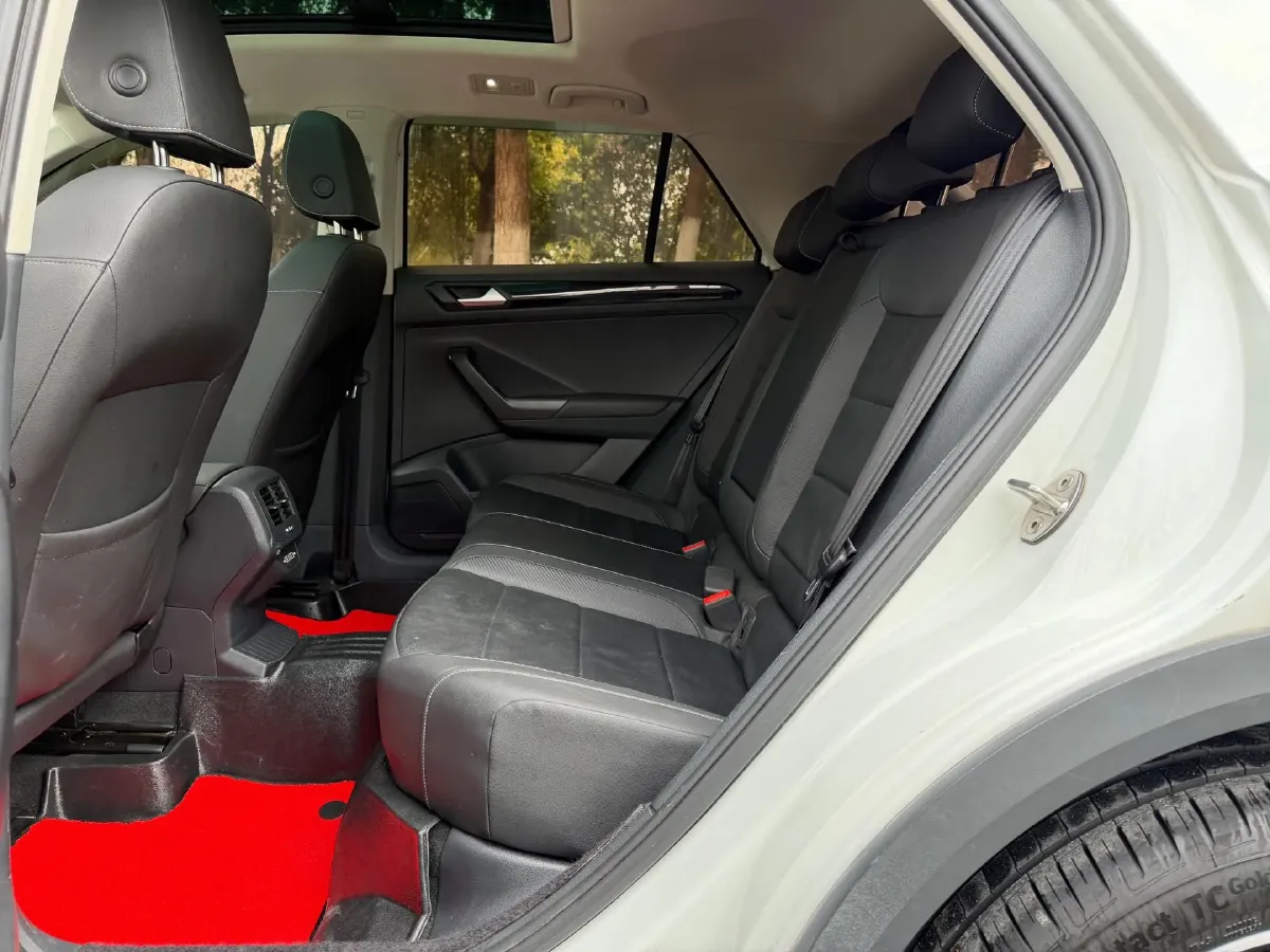 2018 Borgward BX7 2.0T 224HP L4 6AT,autocango,china used car exporter,china ev exporter,chinese used car exporter,chinese used ev exporter