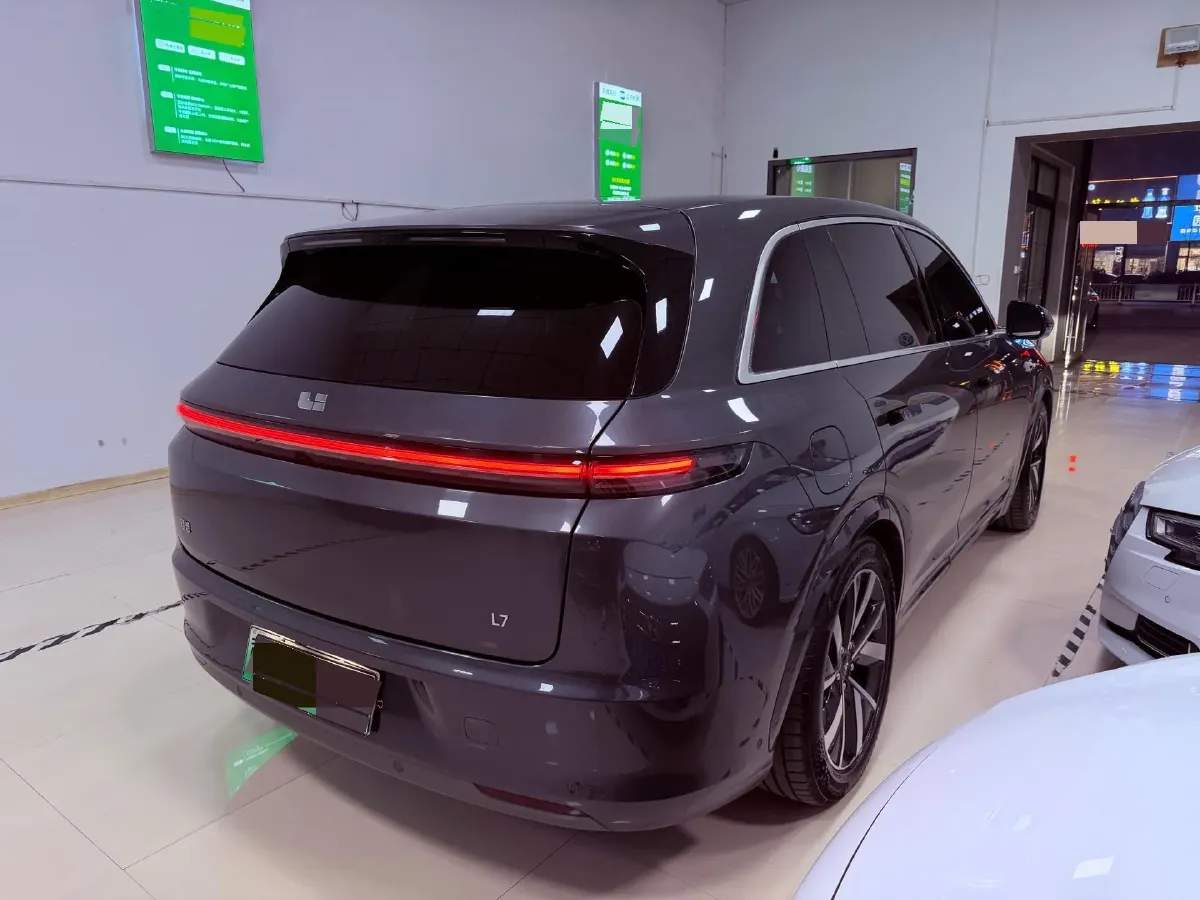 2023 Li L7 Range Extended 154HP REEV 40.9KWH,autocango,china used car exporter,china ev exporter,chinese used car exporter,chinese used ev exporter