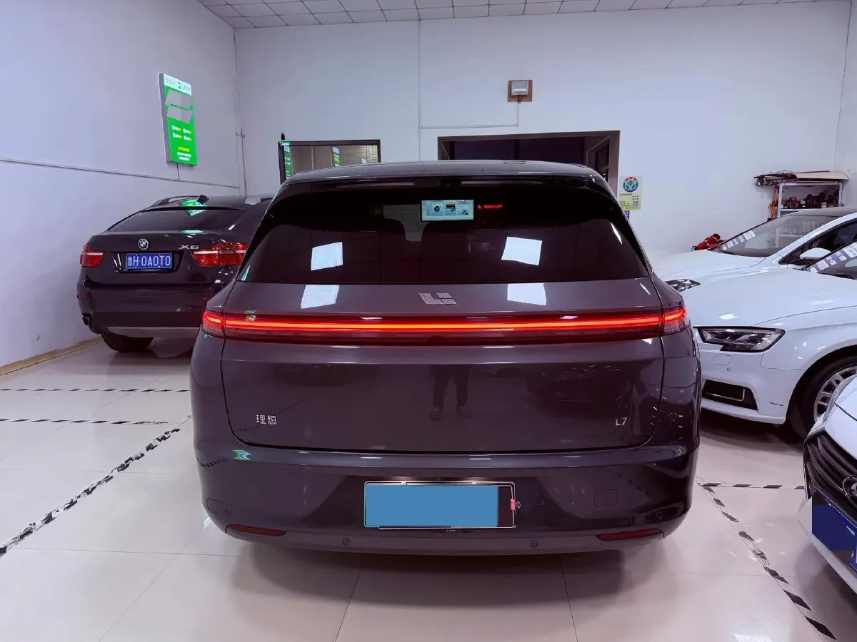 2023 Li L7 Range Extended 154HP REEV 40.9KWH,autocango,china used car exporter,china ev exporter,chinese used car exporter,chinese used ev exporter