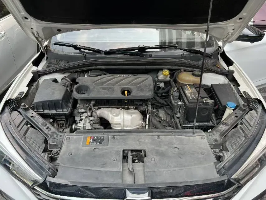 2021 Roewe i5 1.5L 120HP L4 CVT,autocango,china used car exporter,china ev exporter,chinese used car exporter,chinese used ev exporter