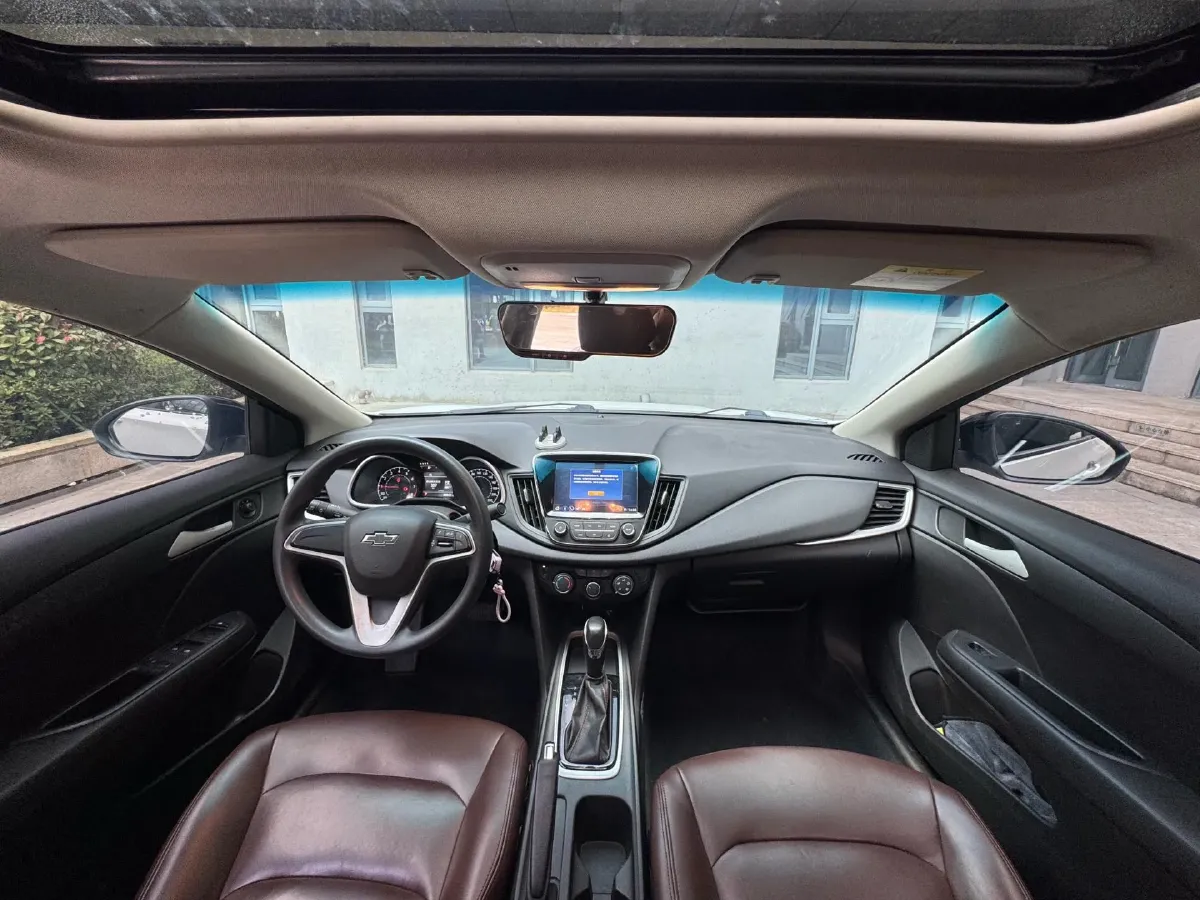 2019 Chevrolet Monza 1.0T 125HP L3 6DCT,autocango,china used car exporter,china ev exporter,chinese used car exporter,chinese used ev exporter