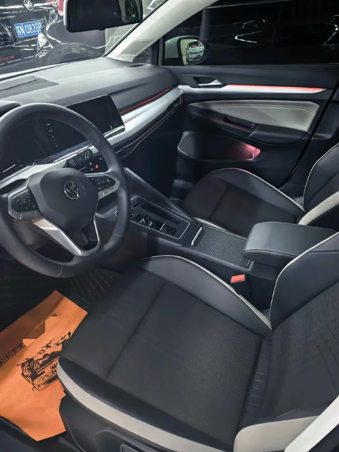 2023 Volkswagen Golf 1.4T 150HP L4 7DCT,autocango,china used car exporter,china ev exporter,chinese used car exporter,chinese used ev exporter