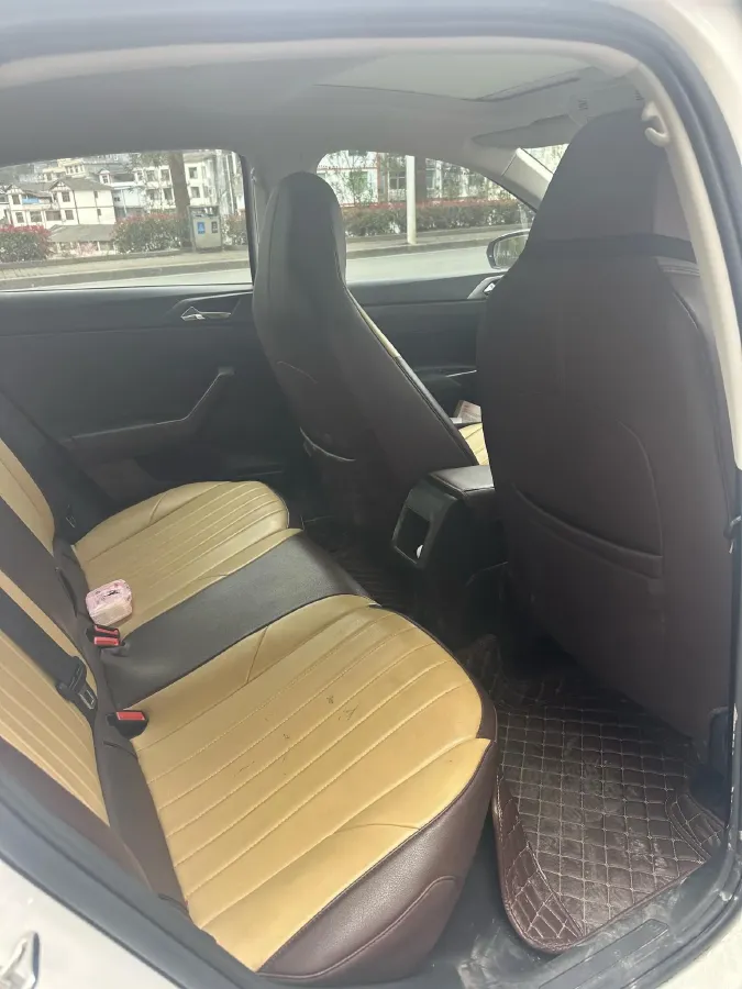 2021 Bestune T55 1.5T 169HP L4 7DCT,autocango,china used car exporter,china ev exporter,chinese used car exporter,chinese used ev exporter