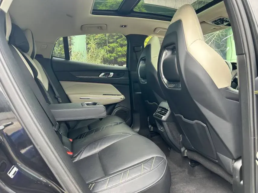 2020 LYNK&CO 05 2.0T 254HP L4 8AT,autocango,china used car exporter,china ev exporter,chinese used car exporter,chinese used ev exporter