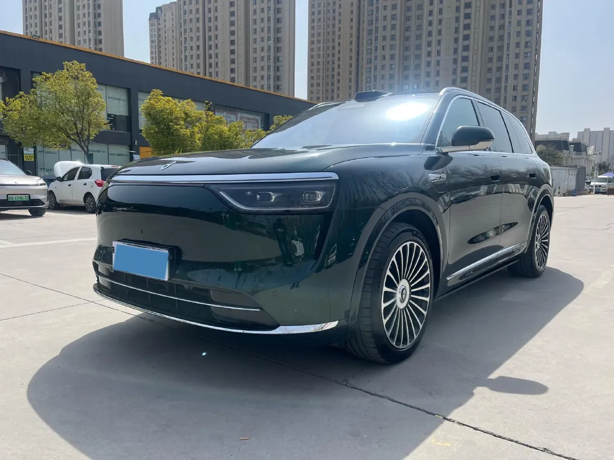 2025 AITO AITO M8 REEV 160HP REEV 53.4KWH,autocango,china used car exporter,china ev exporter,chinese used car exporter,chinese used ev exporter