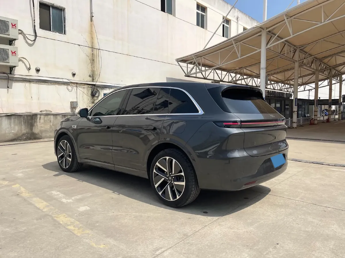 2024 Li L6 Range Extended 154HP L4 REEV 36.8KWH,autocango,china used car exporter,china ev exporter,chinese used car exporter,chinese used ev exporter
