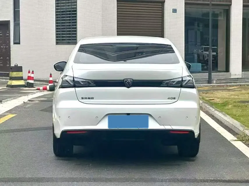 2022 Peugeot 408 1.6T 170HP L4 6AT,autocango,china used car exporter,china ev exporter,chinese used car exporter,chinese used ev exporter