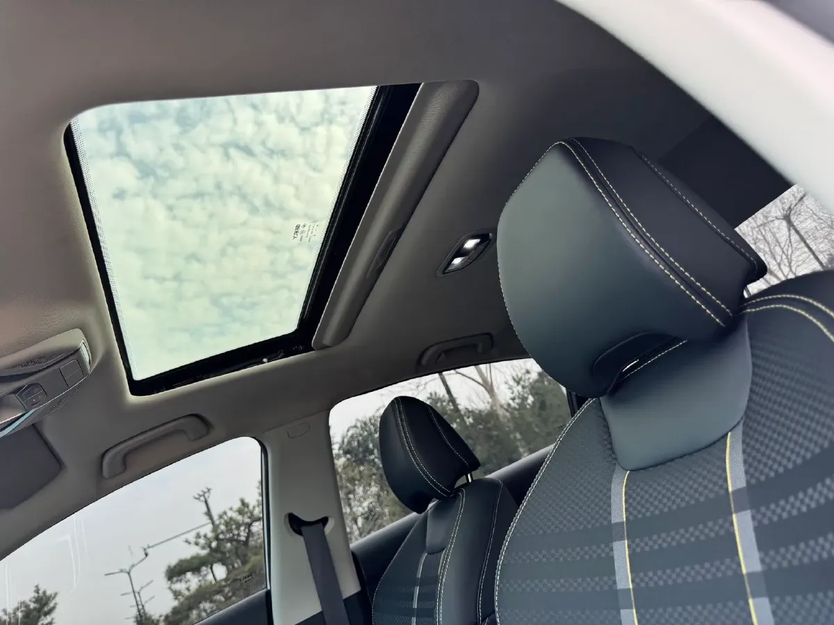 2021 Geely Binray 1.4T 141HP L4 CVT,autocango,china used car exporter,china ev exporter,chinese used car exporter,chinese used ev exporter