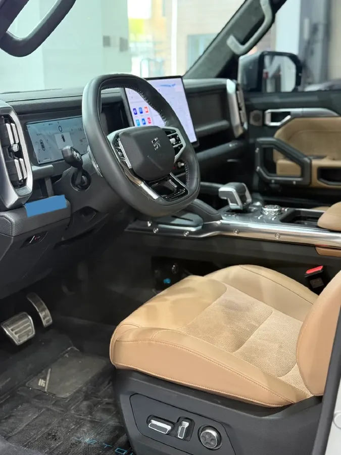 2023 Jetour Traveller 2.0T 254HP L4 7DCT,autocango,china used car exporter,china ev exporter,chinese used car exporter,chinese used ev exporter