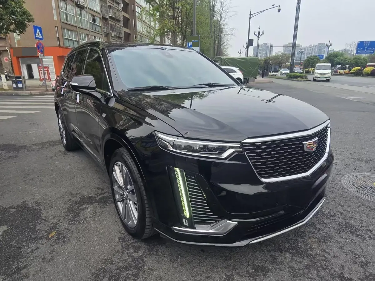 2021 Cadillac XT6 2.0T 237HP L4 9AT,autocango,china used car exporter,china ev exporter,chinese used car exporter,chinese used ev exporter