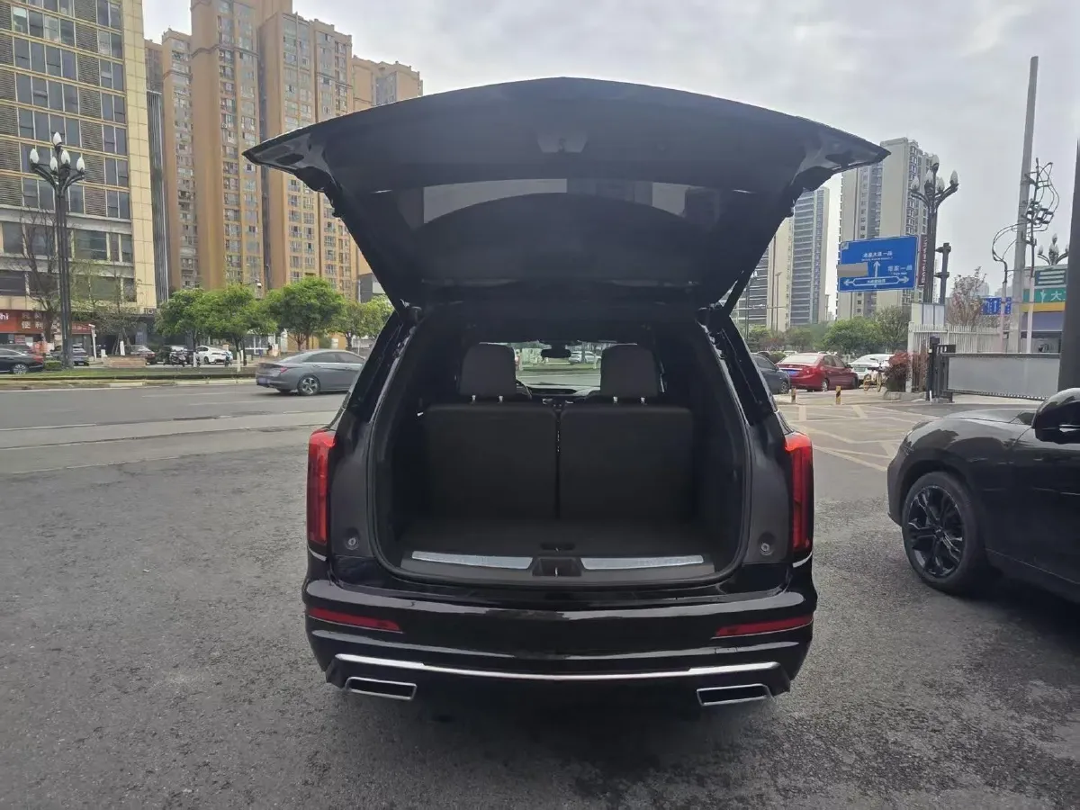 2021 Cadillac XT6 2.0T 237HP L4 9AT,autocango,china used car exporter,china ev exporter,chinese used car exporter,chinese used ev exporter