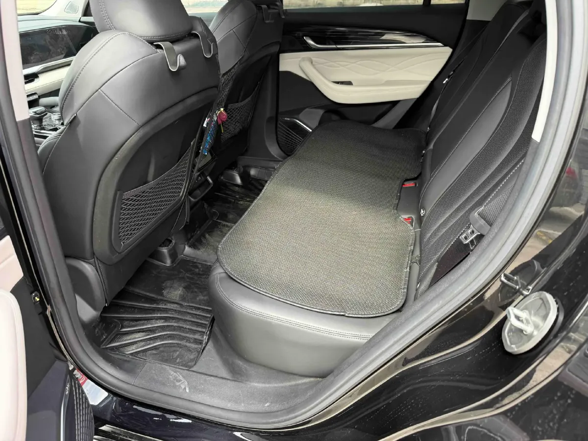 2023 Geely Monjaro 2.0T 238HP L4 8AT,autocango,china used car exporter,china ev exporter,chinese used car exporter,chinese used ev exporter