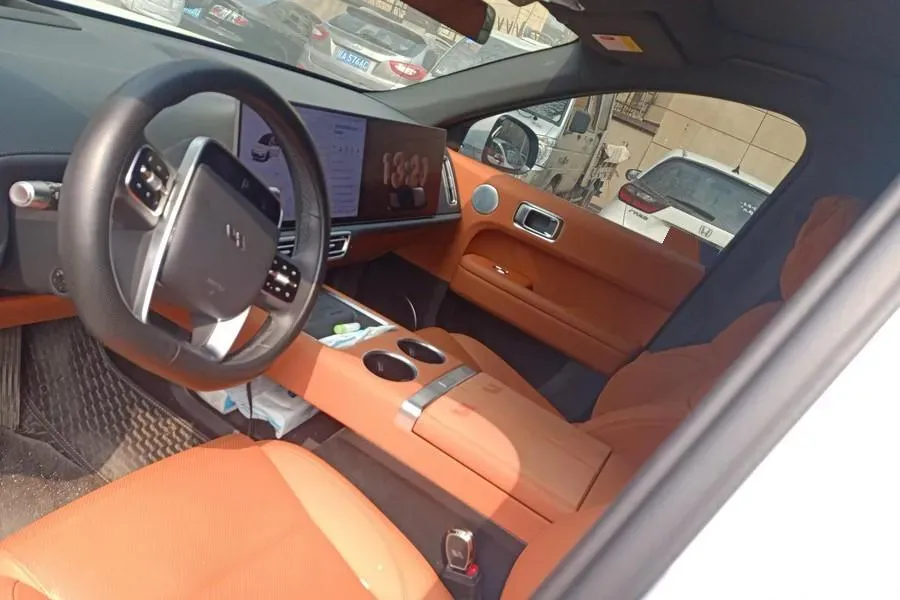 2025 Li L6 Range Extended 154HP L4 REEV,autocango,china used car exporter,china ev exporter,chinese used car exporter,chinese used ev exporter