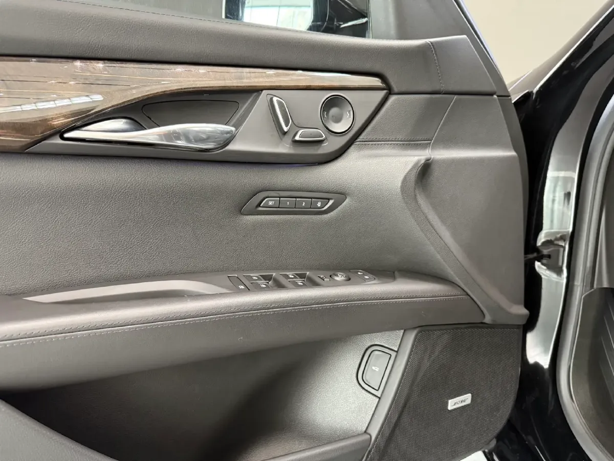 2021 Cadillac CT6 2.0T 237HP L4 10AT,autocango,china used car exporter,china ev exporter,chinese used car exporter,chinese used ev exporter