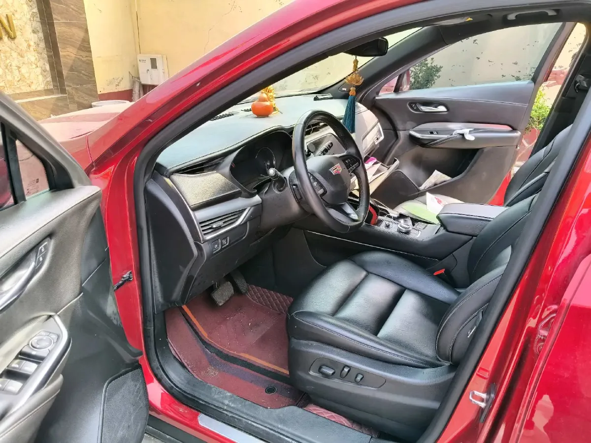 2021 Cadillac XT4 2.0T 237HP L4 9AT,autocango,china used car exporter,china ev exporter,chinese used car exporter,chinese used ev exporter