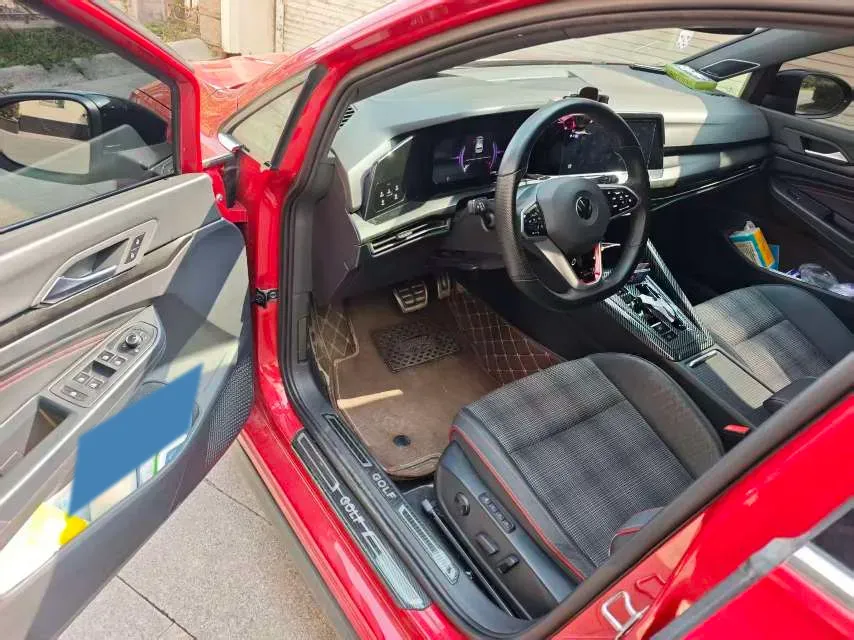 2021 Volkswagen GolfGTI 2.0T 220HP L4 7DCT,autocango,china used car exporter,china ev exporter,chinese used car exporter,chinese used ev exporter