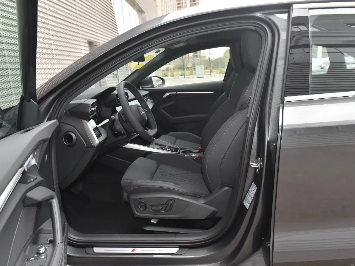 2023 Audi A3 1.4T 150HP L4 7DCT,autocango,china used car exporter,china ev exporter,chinese used car exporter,chinese used ev exporter