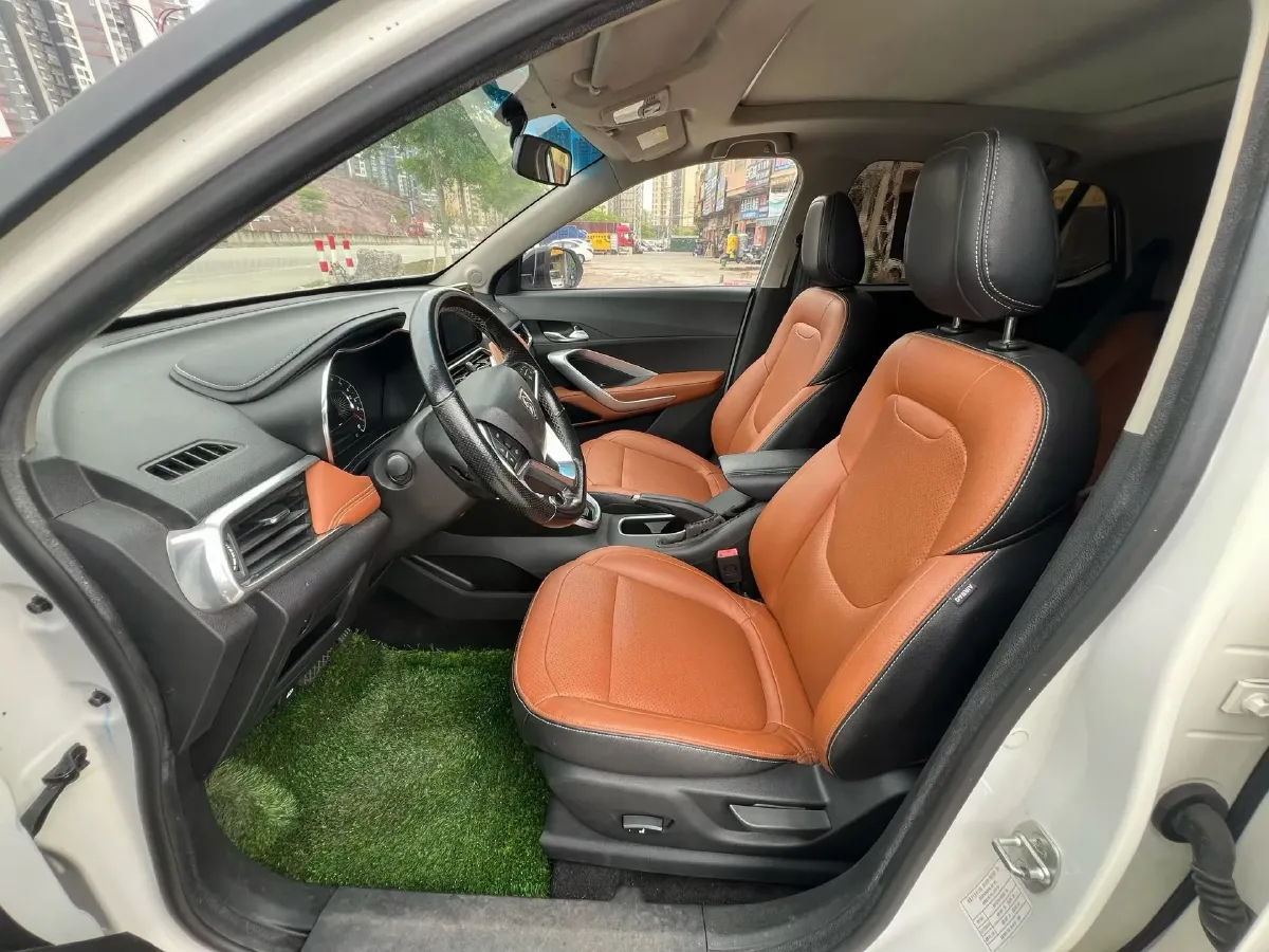 2018 KaiYi E3 1.6L 110HP L4 5MT,autocango,china used car exporter,china ev exporter,chinese used car exporter,chinese used ev exporter