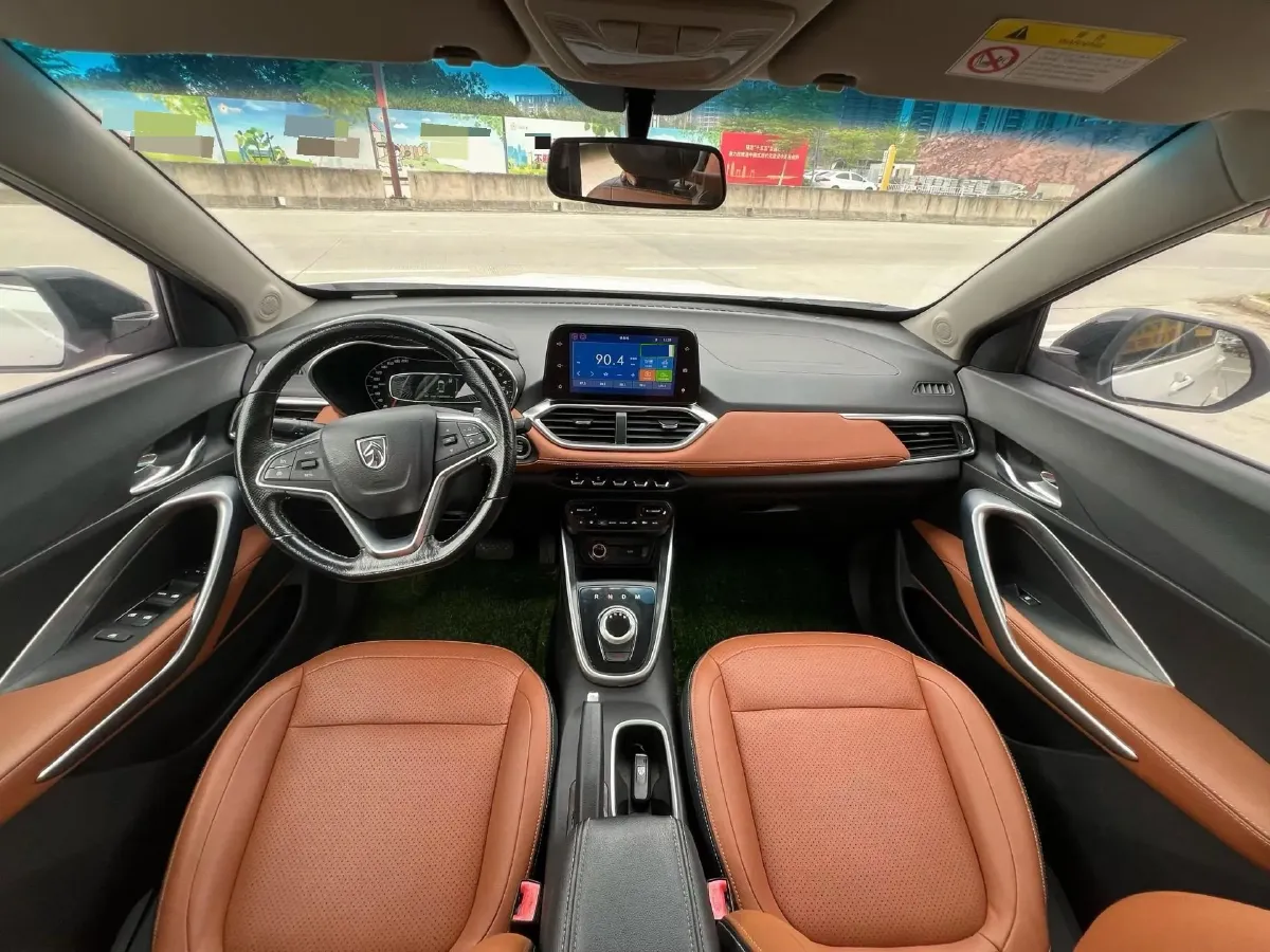 2018 KaiYi E3 1.6L 110HP L4 5MT,autocango,china used car exporter,china ev exporter,chinese used car exporter,chinese used ev exporter