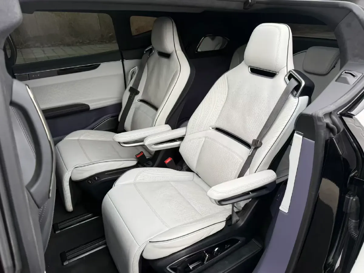 2021 HiPhi X BEV 97KWH,autocango,china used car exporter,china ev exporter,chinese used car exporter,chinese used ev exporter