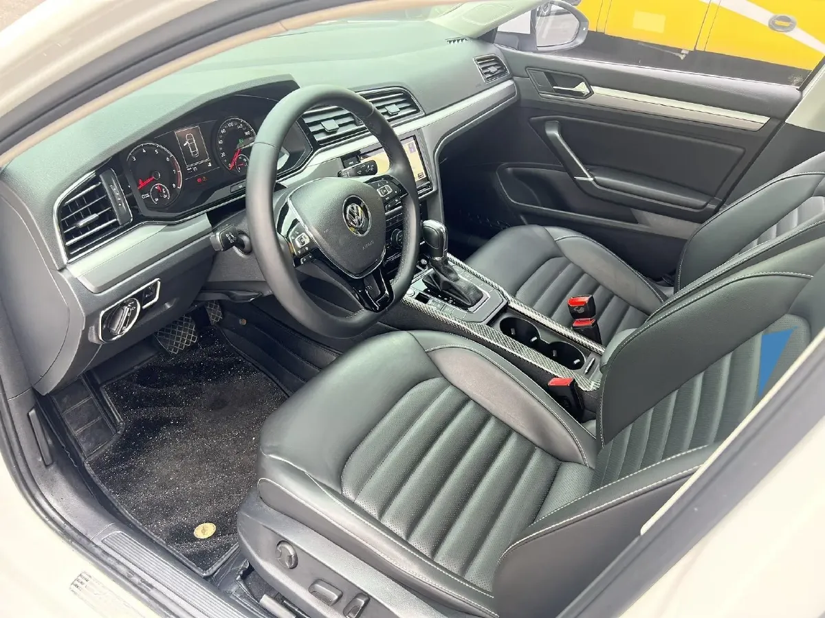 2019 Volkswagen Passat 1.4T 150HP L4 7DCT,autocango,china used car exporter,china ev exporter,chinese used car exporter,chinese used ev exporter