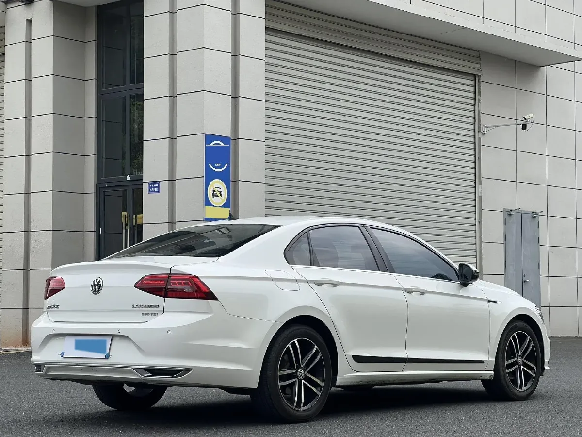 2019 Volkswagen Passat 1.4T 150HP L4 7DCT,autocango,china used car exporter,china ev exporter,chinese used car exporter,chinese used ev exporter