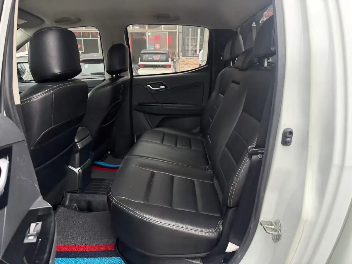 2021 Isuzu D-MAX 1.9T 163HP L4 6AT,autocango,china used car exporter,china ev exporter,chinese used car exporter,chinese used ev exporter