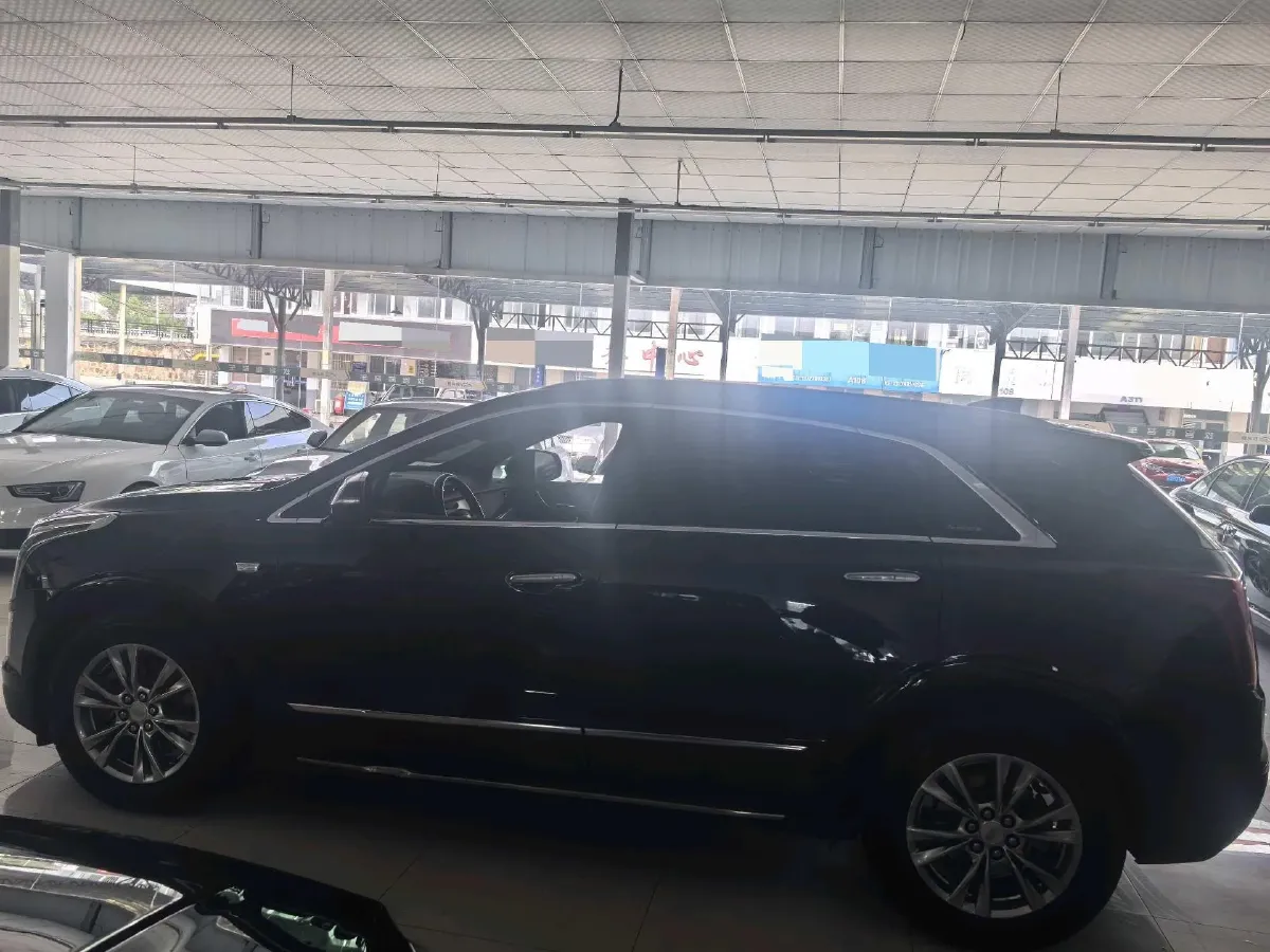 2020 Cadillac XT5 2.0T 241HP L4 9AT,autocango,china used car exporter,china ev exporter,chinese used car exporter,chinese used ev exporter