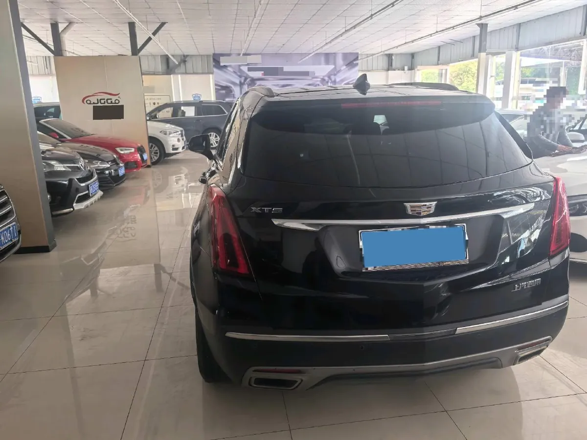 2020 Cadillac XT5 2.0T 241HP L4 9AT,autocango,china used car exporter,china ev exporter,chinese used car exporter,chinese used ev exporter