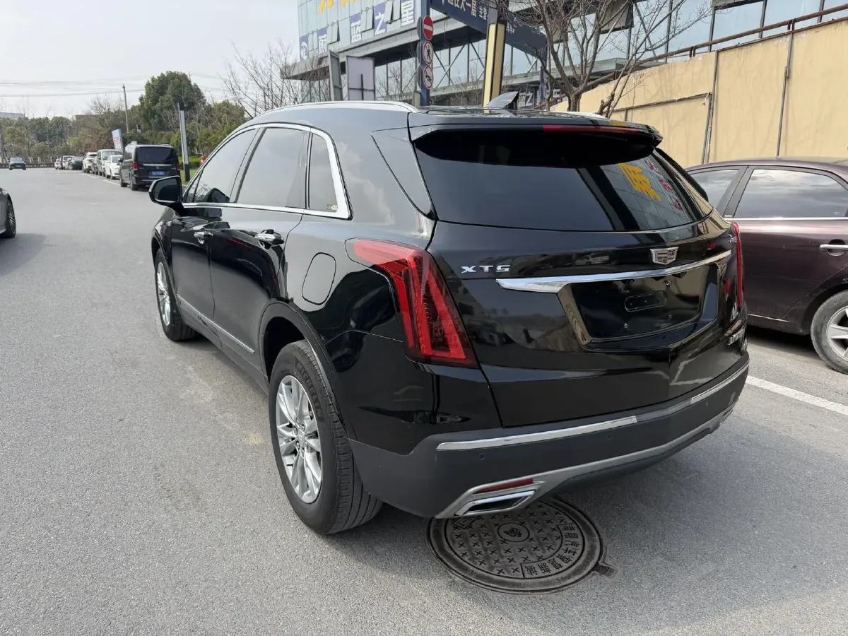 2021 Cadillac XT5 2.0T 237HP L4 9AT,autocango,china used car exporter,china ev exporter,chinese used car exporter,chinese used ev exporter