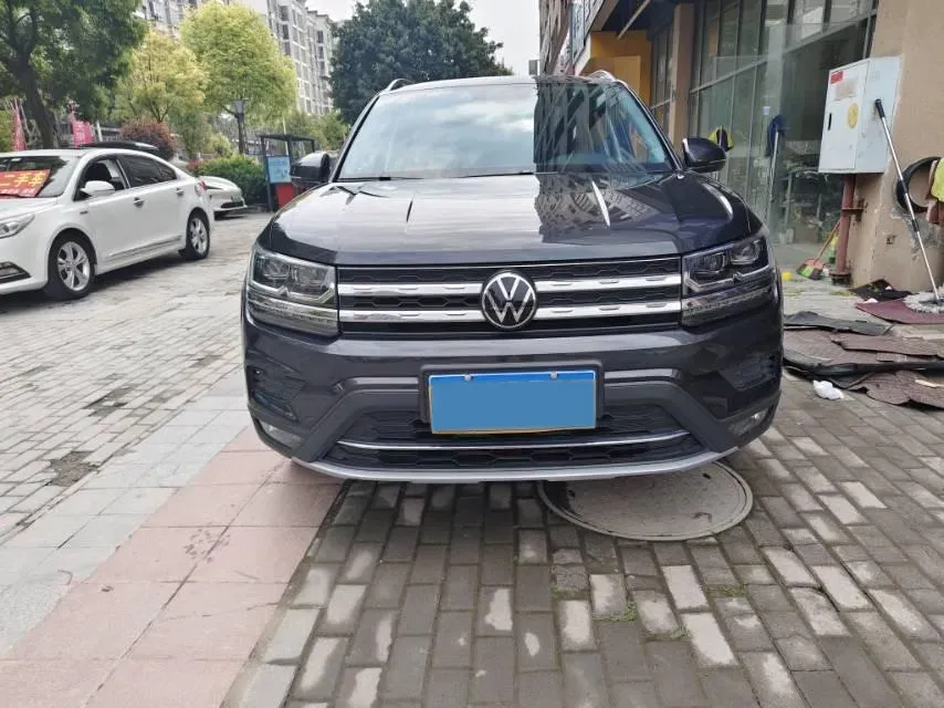 2022 Volkswagen Tharu 2.0T 186HP L4 7DCT,autocango,china used car exporter,china ev exporter,chinese used car exporter,chinese used ev exporter