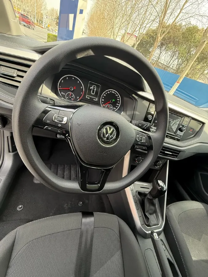 2019 Volkswagen Polo 1.5L 113HP L4 6AT,autocango,china used car exporter,china ev exporter,chinese used car exporter,chinese used ev exporter