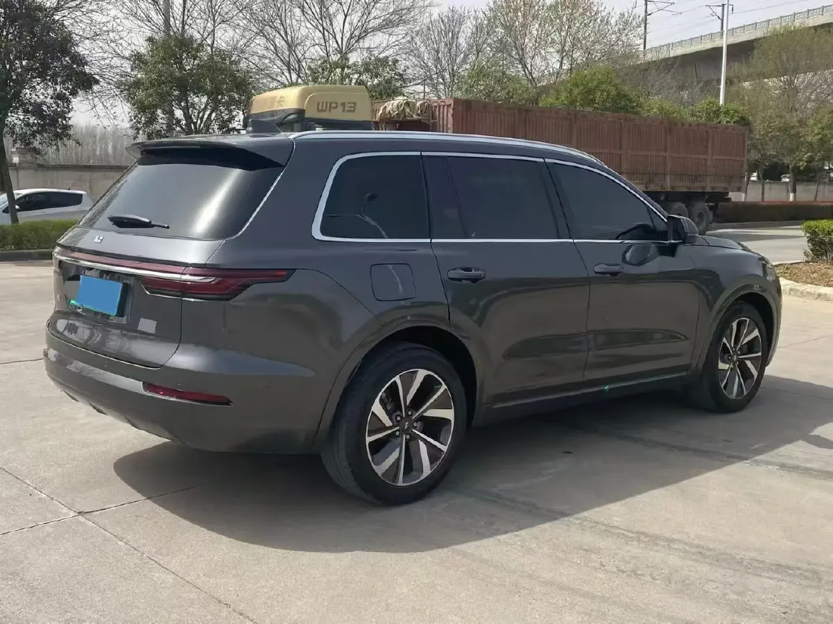 2021 Li ONE Range Extended 131HP REEV 40.5KWH,autocango,china used car exporter,china ev exporter,chinese used car exporter,chinese used ev exporter
