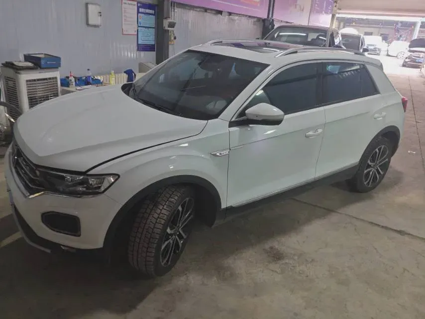2021 Volkswagen T-Roc 1.4T 150HP L4 7DCT,autocango,china used car exporter,china ev exporter,chinese used car exporter,chinese used ev exporter