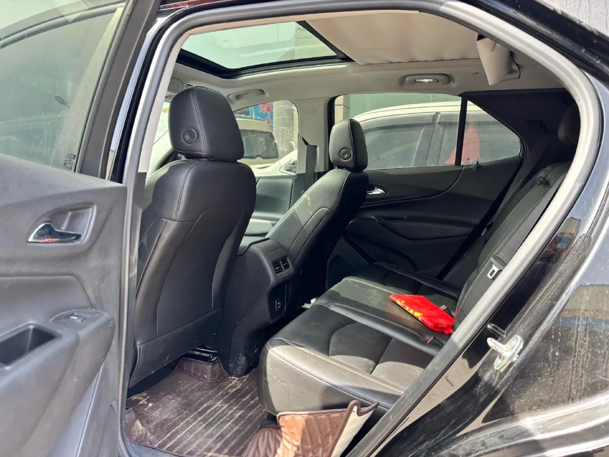 2021 Chevrolet Equinox 1.5T 169HP L4 6AT,autocango,china used car exporter,china ev exporter,chinese used car exporter,chinese used ev exporter