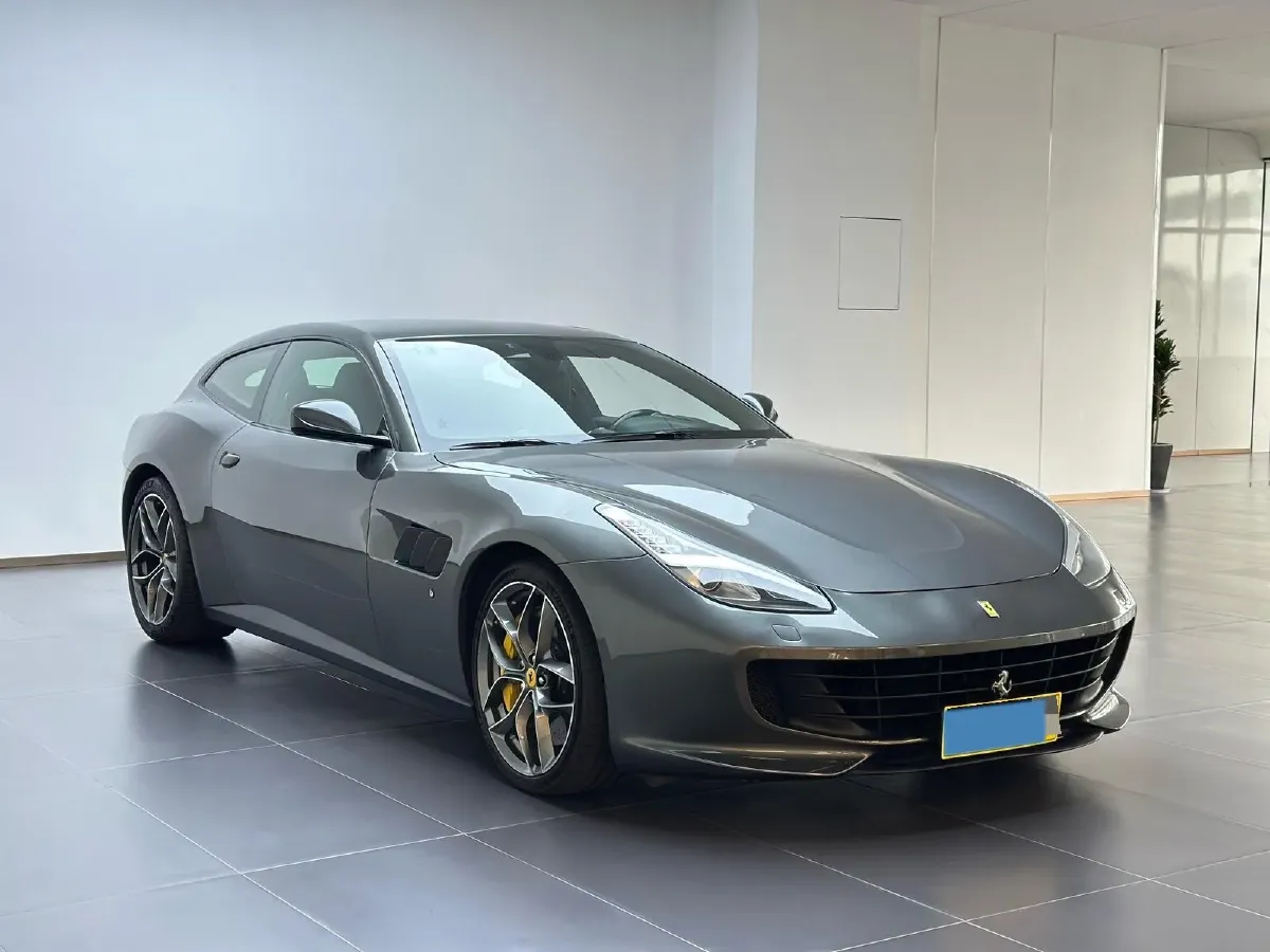 2017 Ferrari GTC4 Lusso 3.9T 609HP V8 7DCT,autocango,china used car exporter,china ev exporter,chinese used car exporter,chinese used ev exporter