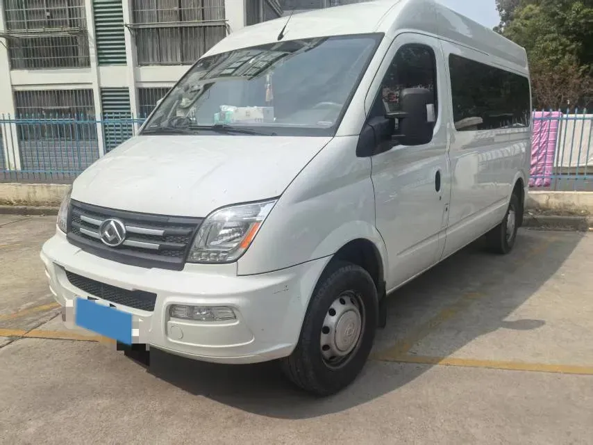 2021 MAXUS XinTu V80 2.0T 127HP L4 6MT,autocango,china used car exporter,china ev exporter,chinese used car exporter,chinese used ev exporter