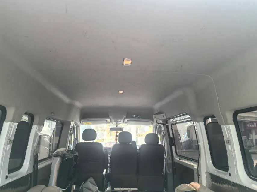 2021 MAXUS XinTu V80 2.0T 127HP L4 6MT,autocango,china used car exporter,china ev exporter,chinese used car exporter,chinese used ev exporter