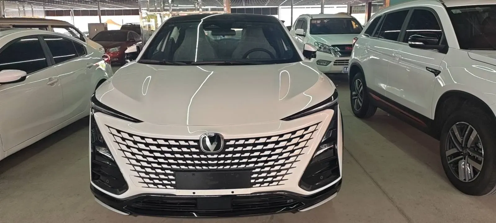 2023 ChangAn UNI-T 1.5T 188HP L4 7DCT,autocango,china used car exporter,china ev exporter,chinese used car exporter,chinese used ev exporter