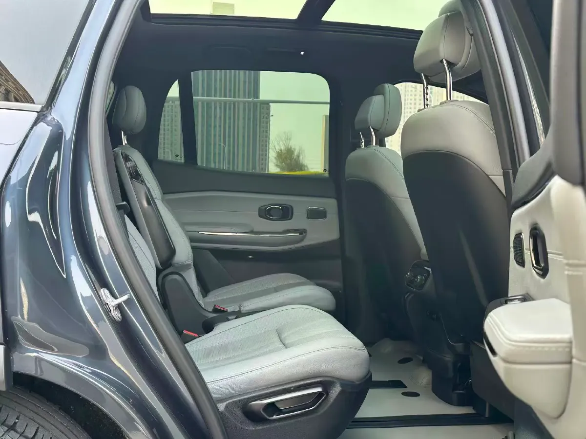 2022 NIO ES8 BEV 75KWH,autocango,china used car exporter,china ev exporter,chinese used car exporter,chinese used ev exporter