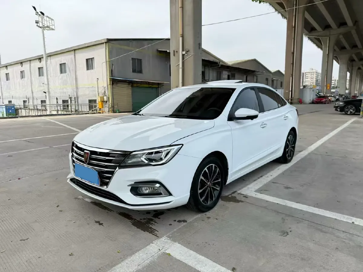 2020 Roewe i5 1.5L 120HP L4 CVT,autocango,china used car exporter,china ev exporter,chinese used car exporter,chinese used ev exporter