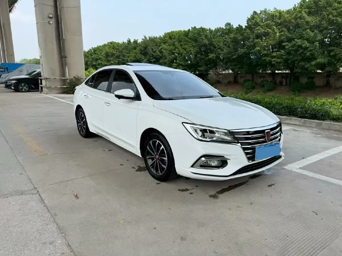 2020 Roewe i5 1.5L 120HP L4 CVT,autocango,china used car exporter,china ev exporter,chinese used car exporter,chinese used ev exporter