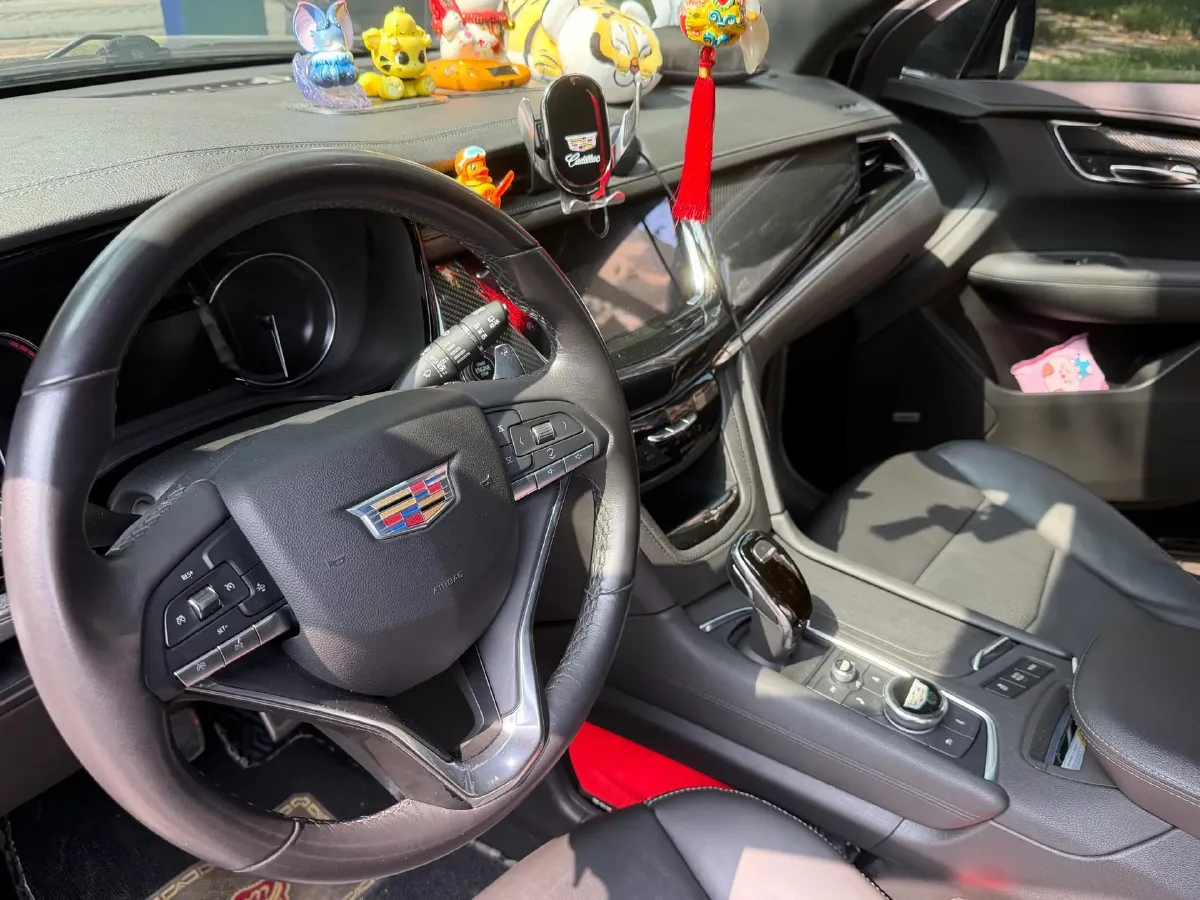 2020 Cadillac XT6 2.0T 237HP L4 9AT,autocango,china used car exporter,china ev exporter,chinese used car exporter,chinese used ev exporter