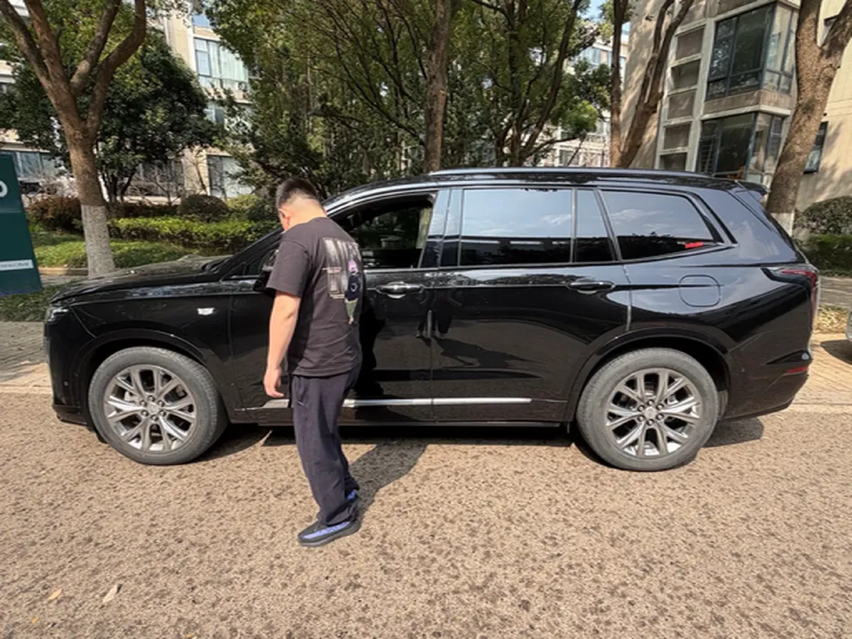 2020 Cadillac XT6 2.0T 237HP L4 9AT,autocango,china used car exporter,china ev exporter,chinese used car exporter,chinese used ev exporter