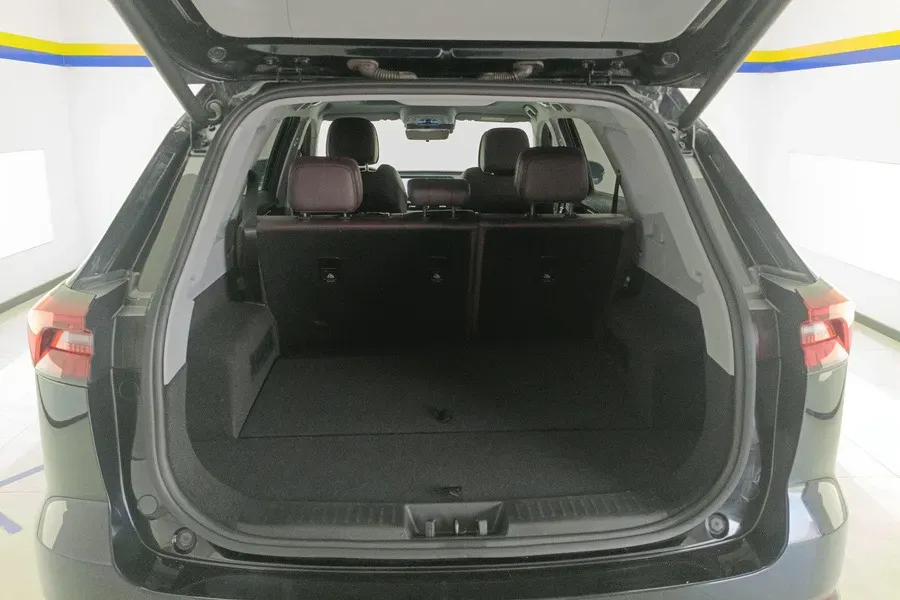 2024 Chery Tiggo 8 PRO 2.0T 254HP L4 8AT,autocango,china used car exporter,china ev exporter,chinese used car exporter,chinese used ev exporter